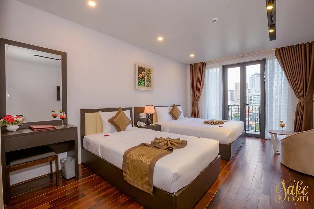 Sake Hotel Nha Trang