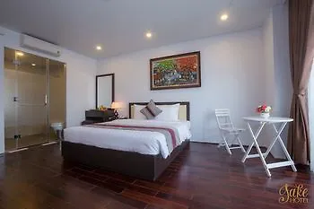 Sake Hotel Nha Trang 3*,